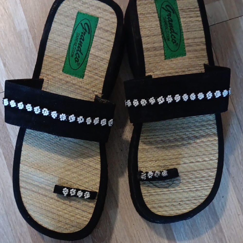 Black Sandals with Sleek Design